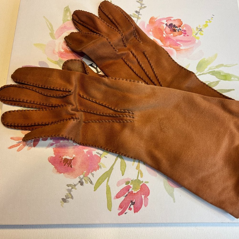 Elegant Brown Leather Gloves